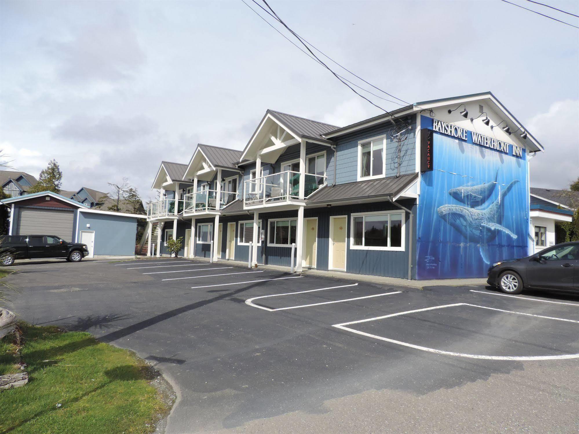 Bayshore Waterfront Inn Ucluelet Esterno foto